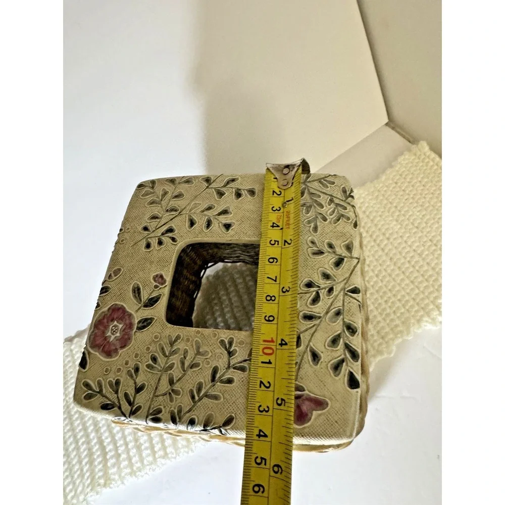 Woven Wicker Rattan  Tissue Box Cover Floral Bathroom Bohemian Vintage